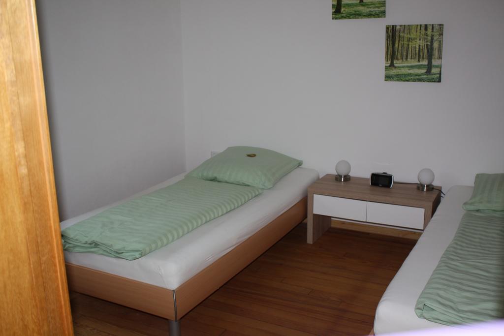 Holiday Home Paula Нойнкірхен Номер фото